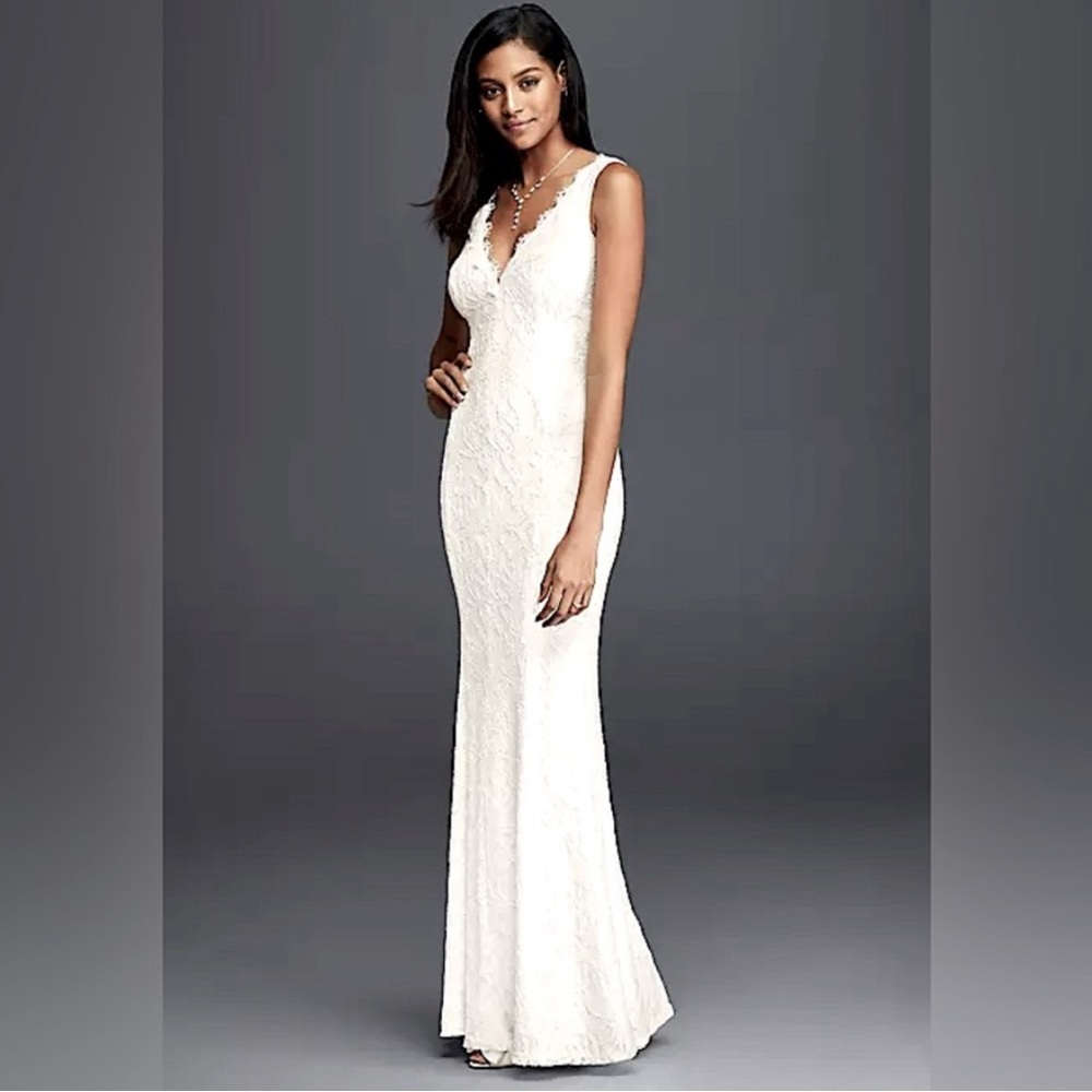 David’s Bridal DB Studio Romantic Wedding Dress Womens 16 Ivory Lace V-Neck Gown